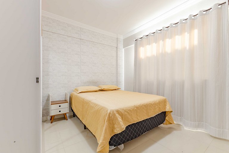 Apartamento em Bombas: Confortável e Econômico