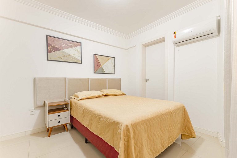 Apartamento em Bombas: Confortável e Econômico