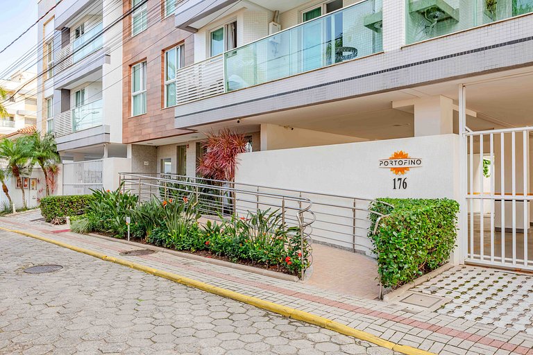 Apartamento a 200 Metros da Praia de Bombinhas