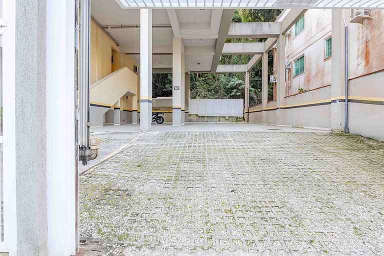 Ampla Cobertura Linear no Centro de Bombinhas