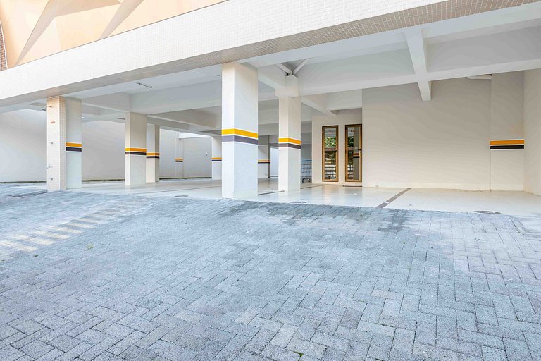 Apto Luxuoso - Condomínio com Piscina Aquecida