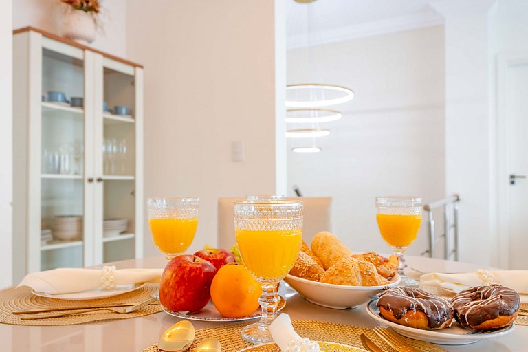 Cobertura Duplex a 100m da Praia com Jacuzzi Privativa