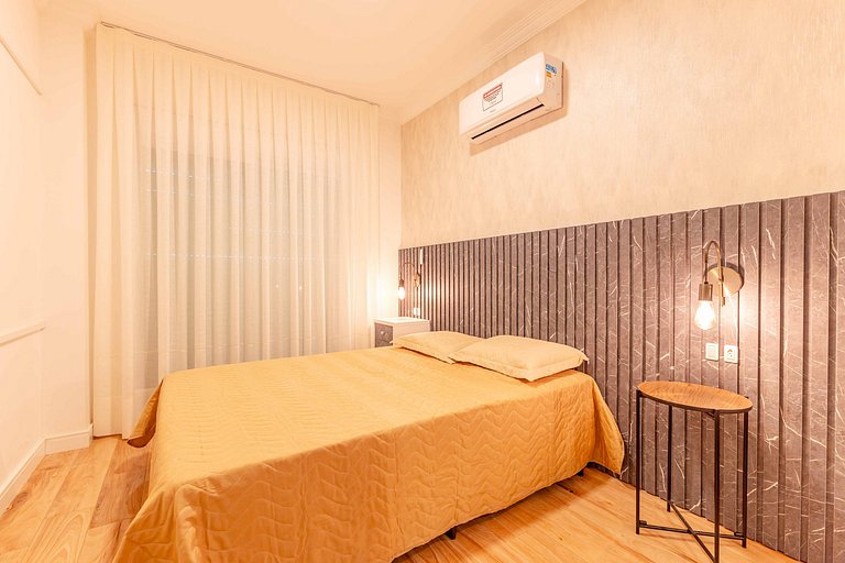 Cobertura Duplex a 100m da Praia com Jacuzzi Privativa