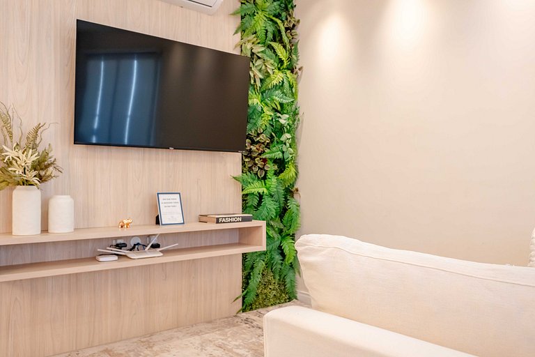 Ampla Cobertura Duplex com Jacuzzi Privativa