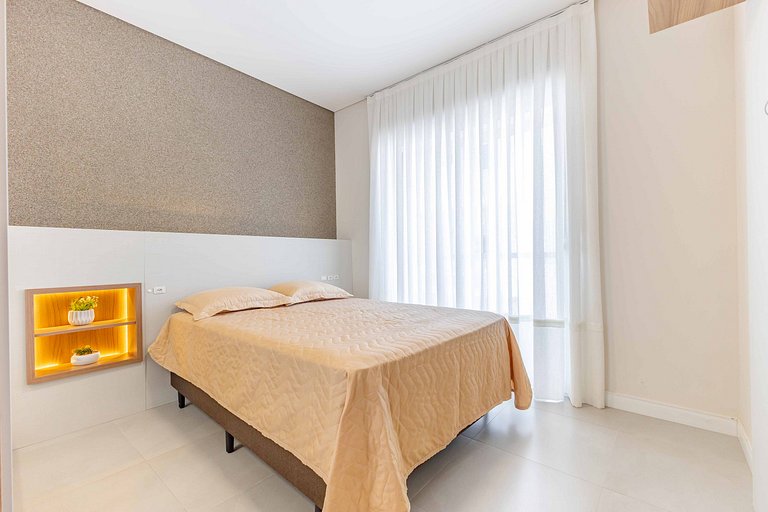 Ampla Cobertura Duplex com Jacuzzi Privativa