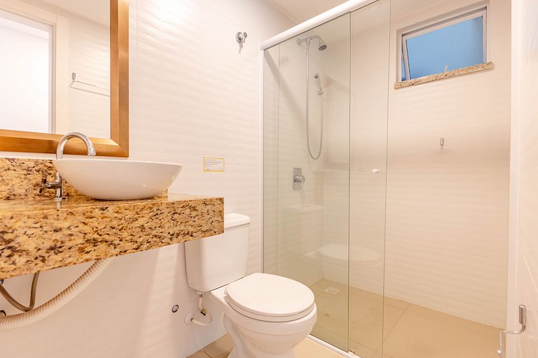 Confortável Apto com Piscina na Praia de Bombas