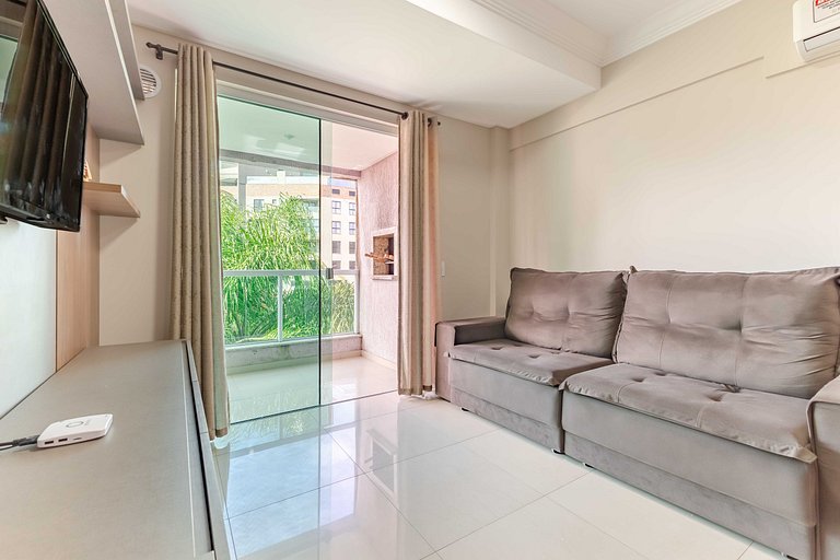 Apto Aconchegante na Praia de Bombas com Piscina