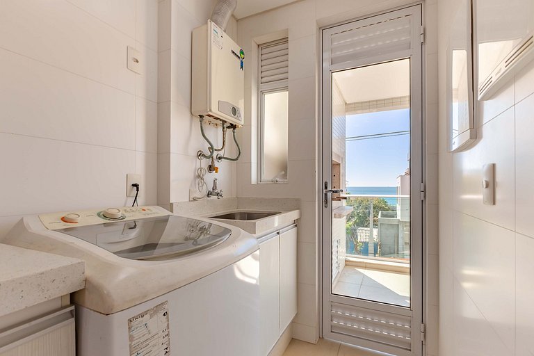 Boulevard: Apto Exclusivo a Passos do Mar