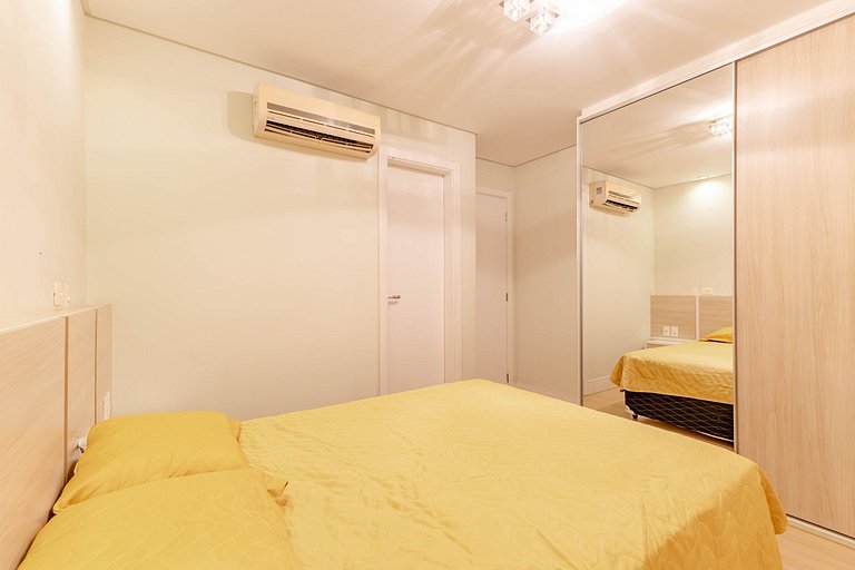 Boulevard: Apto Exclusivo a Passos do Mar