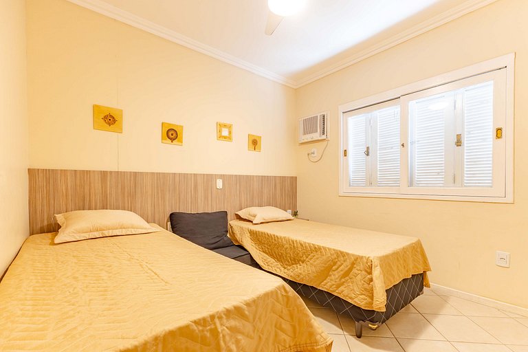 Duplex a 200 metros da Praia de Bombinhas