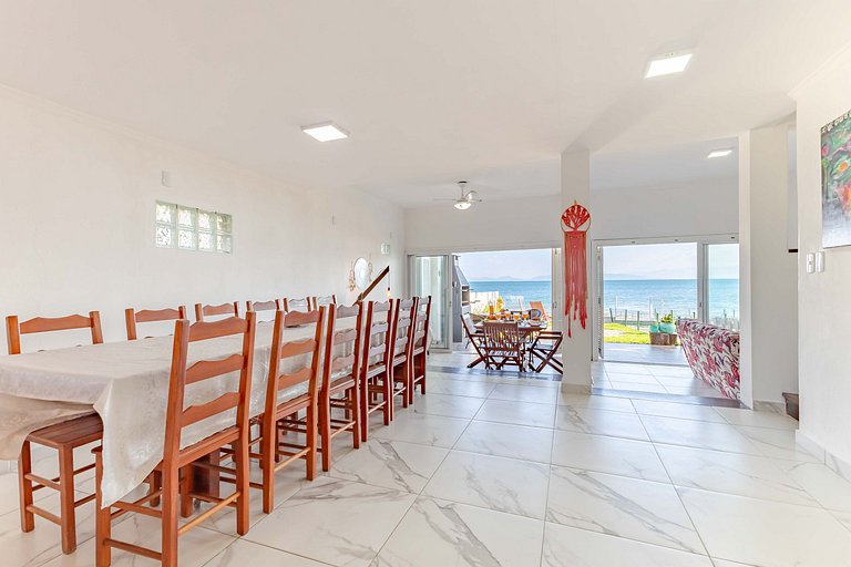 Sobrado Exclusivo Pé na Areia na Praia de Morrinhos