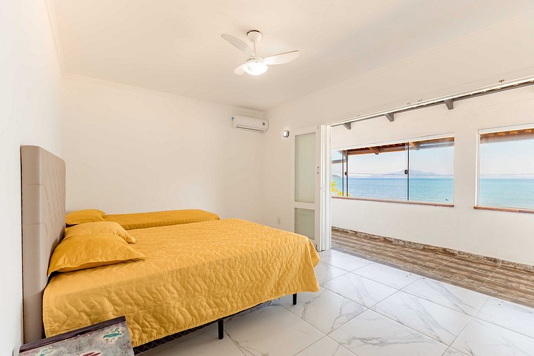 Sobrado Exclusivo Pé na Areia na Praia de Morrinhos
