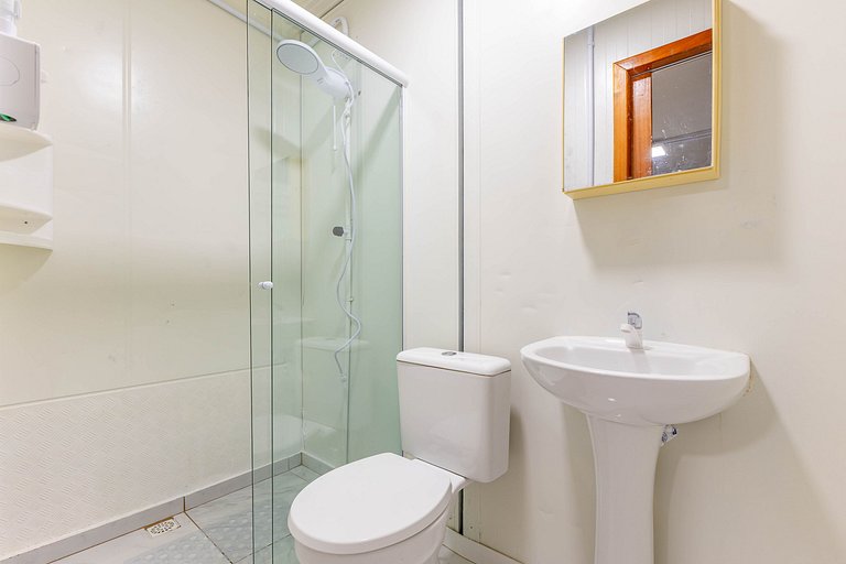 Loft Compacto a 200 metros da Praia de Bombas