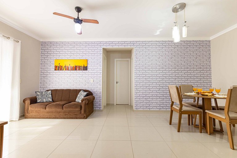 Apartamento Aconchegante na Praia de Bombas