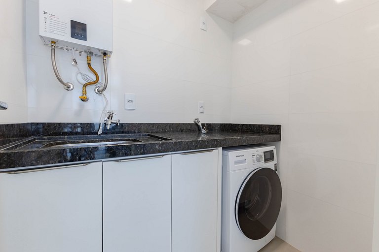 Ampla Cobertura Duplex na Praia de Mariscal