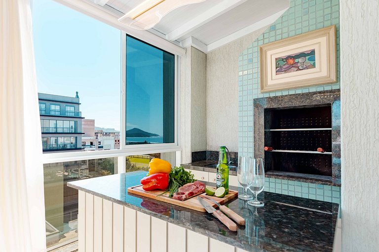 Ampla Cobertura Duplex na Praia de Canto Grande
