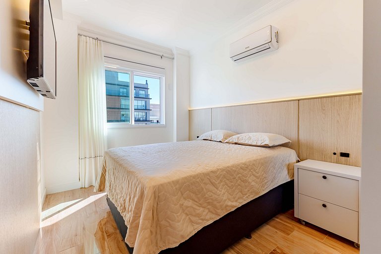 Ampla Cobertura Duplex na Praia de Mariscal