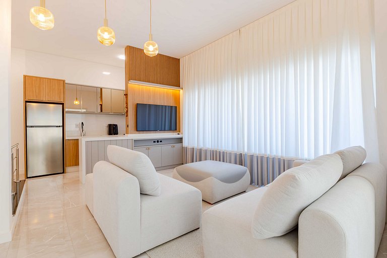 Ampla Cobertura Duplex na Praia de Mariscal