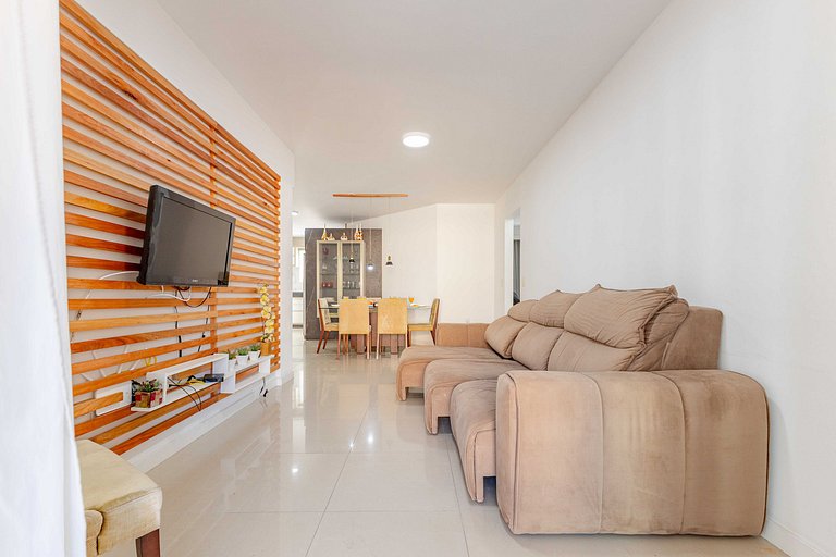 Apto a 70 Metros da Praia de Bombinhas