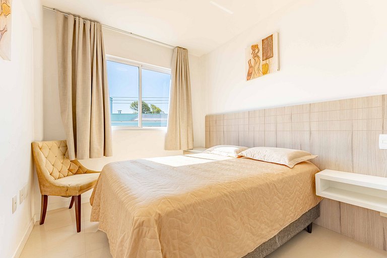 Apto a 70 Metros da Praia de Bombinhas