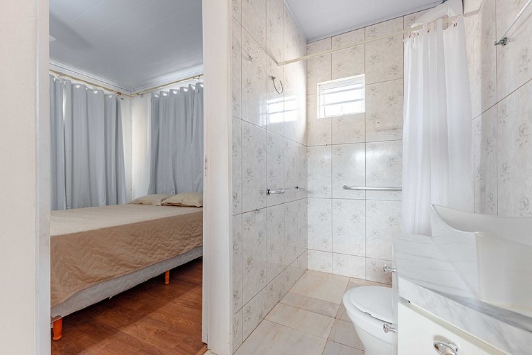 Aconchegante Apto a 200 metros da Praia de Bombas