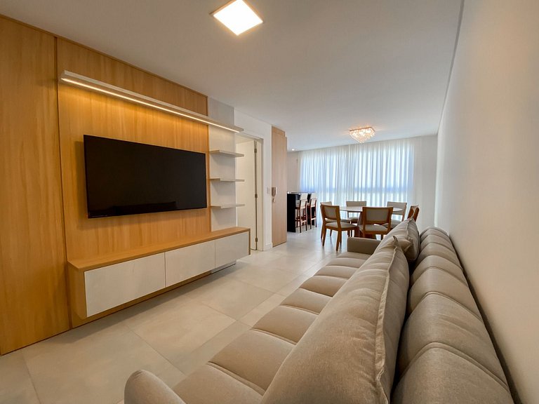 Apto Charmoso e Bem Localizado em Bombas