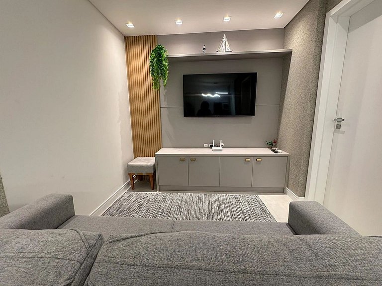 Apartamento Lindíssimo na Praia de Bombas