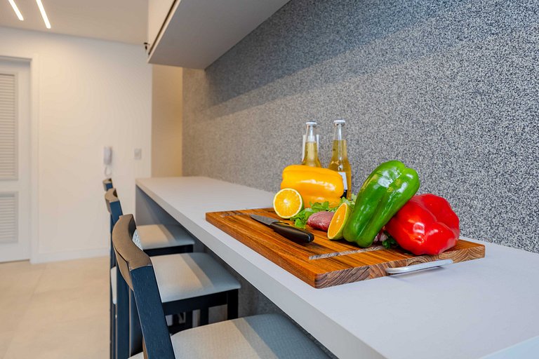 Lindíssimo Apto na Praia de Bombas