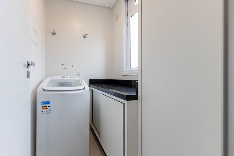 Apto Charmoso e Bem Localizado em Bombas