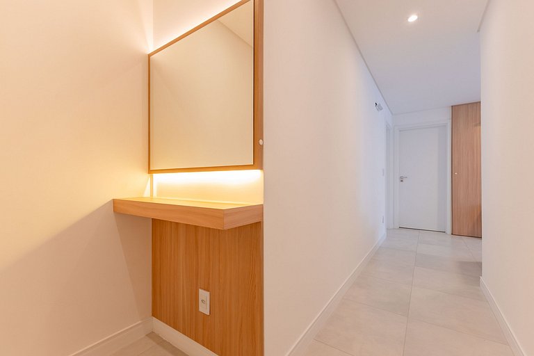 Apto Charmoso e Bem Localizado em Bombas