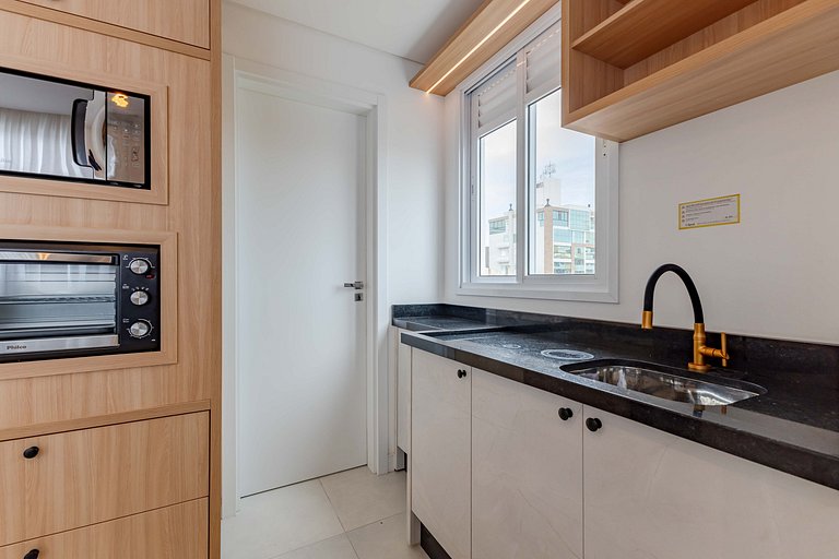 Apto Charmoso e Bem Localizado em Bombas