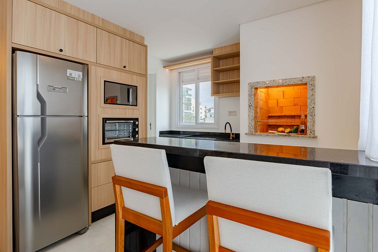 Apto Charmoso e Bem Localizado em Bombas