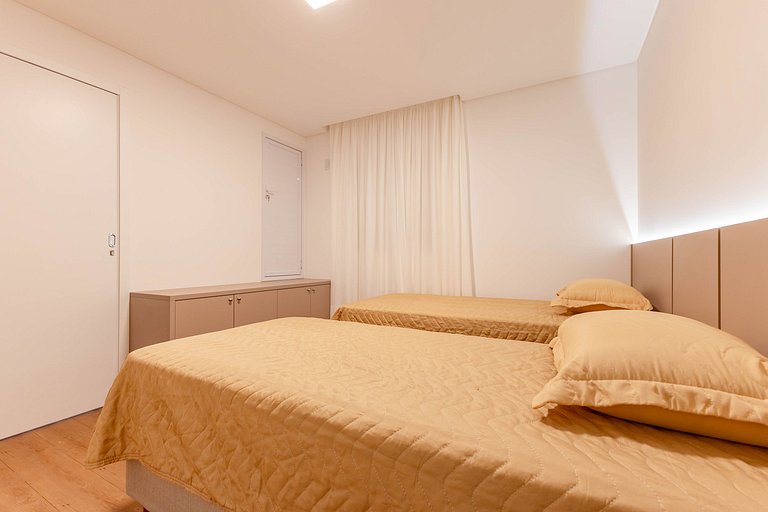 Apto Charmoso e Bem Localizado em Bombas