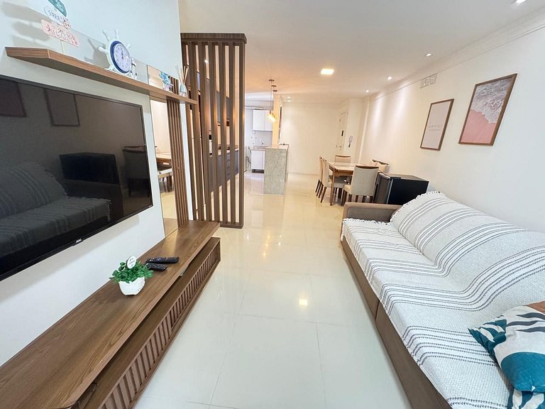 Amplo Apto a 150 Metros da Praia de Bombinhas