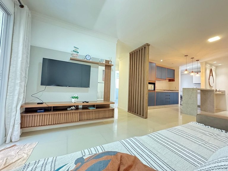 Amplo Apto a 150 Metros da Praia de Bombinhas