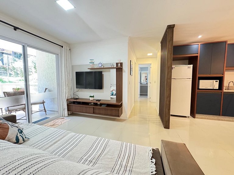 Amplo Apto a 150 Metros da Praia de Bombinhas