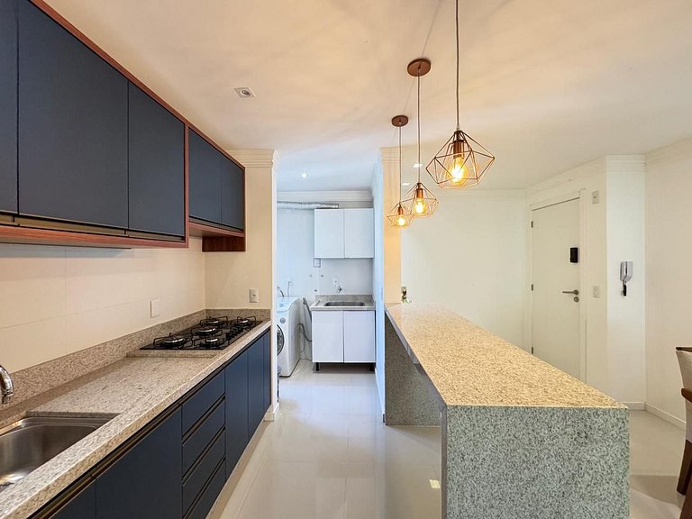 Amplo Apto a 150 Metros da Praia de Bombinhas