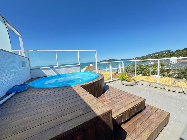 Cobertura Duplex com Hidro a 20m da Praia de Bombas