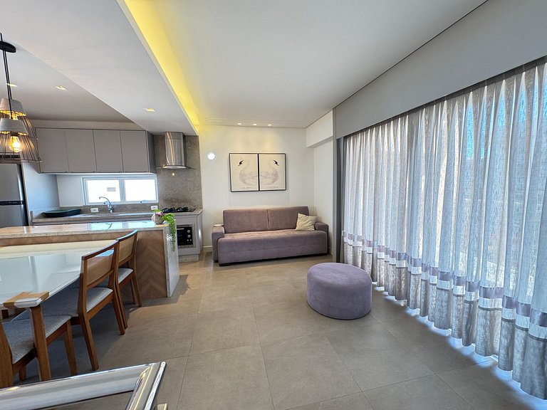 Cobertura Duplex com Hidro a 20m da Praia de Bombas