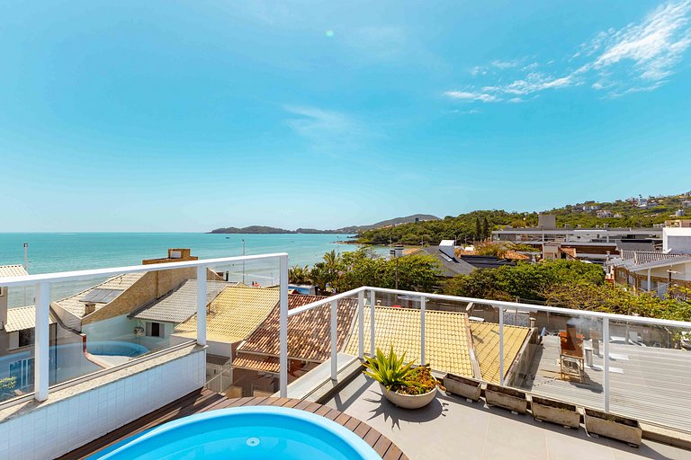 Cobertura Duplex com Hidro a 20m da Praia de Bombas