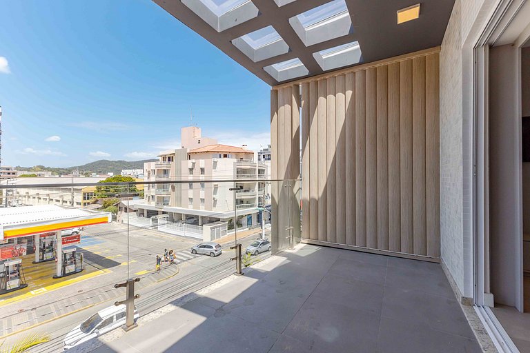 Cobertura Duplex com Hidro a 20m da Praia de Bombas