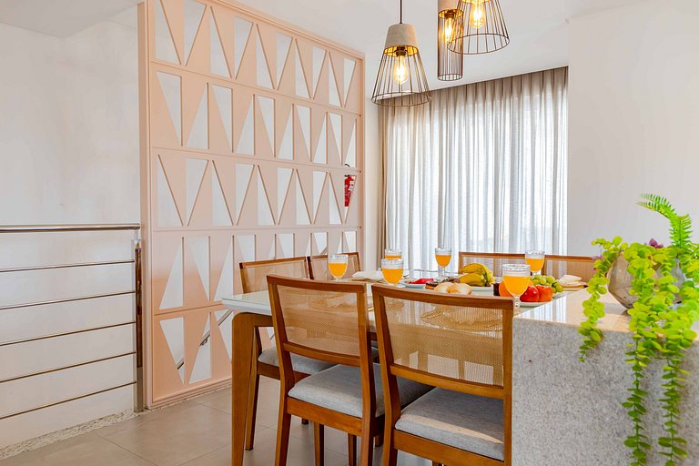 Cobertura Duplex com Hidro a 20m da Praia de Bombas