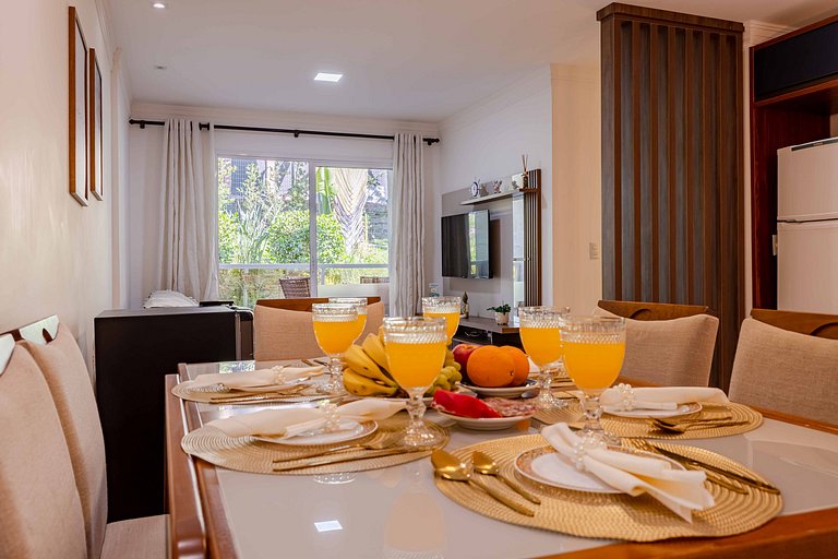 Amplo Apto a 150 Metros da Praia de Bombinhas