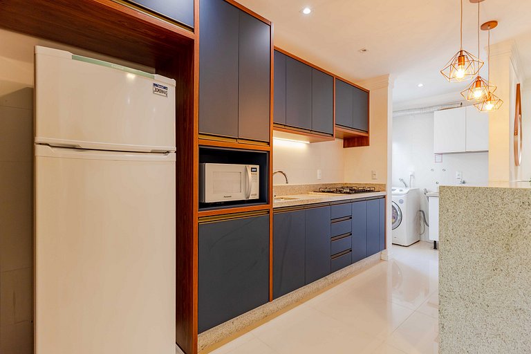 Amplo Apto a 150 Metros da Praia de Bombinhas