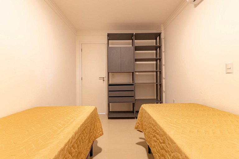 Amplo Apto a 150 Metros da Praia de Bombinhas