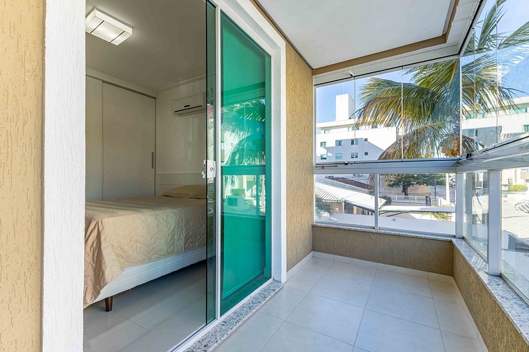 Amplo Apto Bem Localizado a 200 metros da Praia