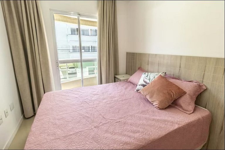 Confortável Apto a 70 Metros da Praia de Bombinhas