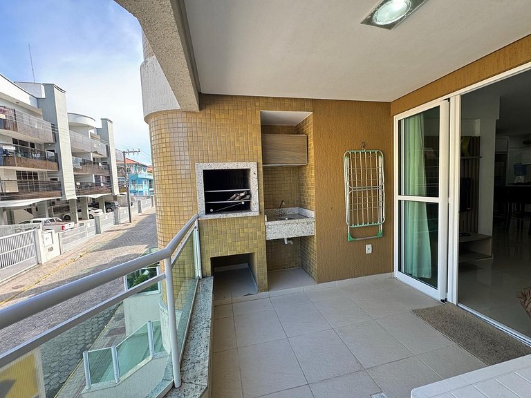 Confortável Apto a 70 Metros da Praia de Bombinhas