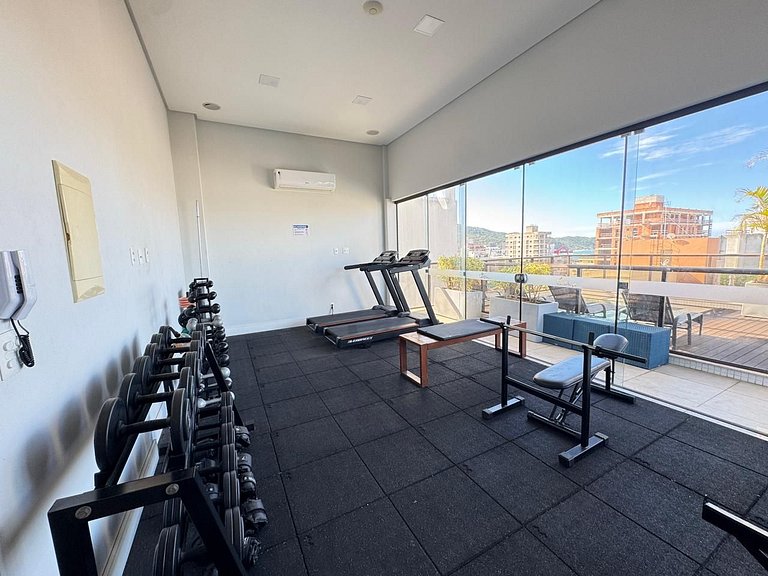 Elegante Apto a Poucos Metros da Praia de Bombas