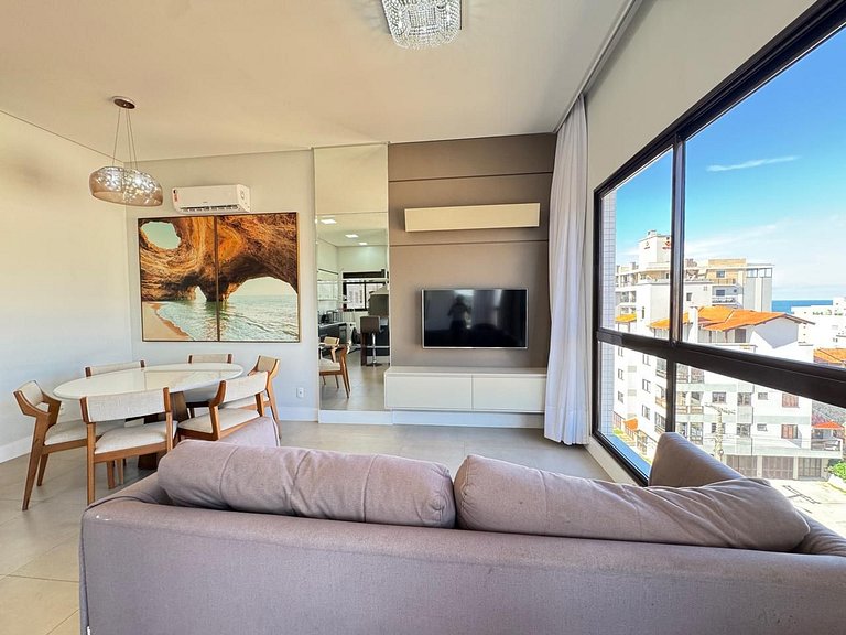 Elegante Apto a Poucos Metros da Praia de Bombas